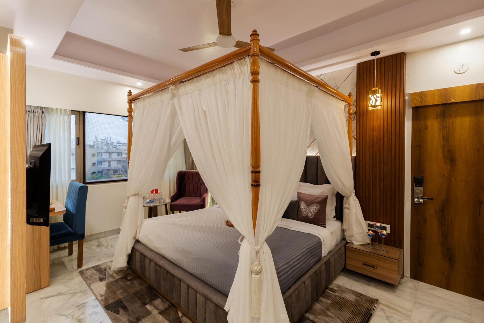 Sarang Palace - A Luxury Boutique Hotel Jaipur Bagian luar foto